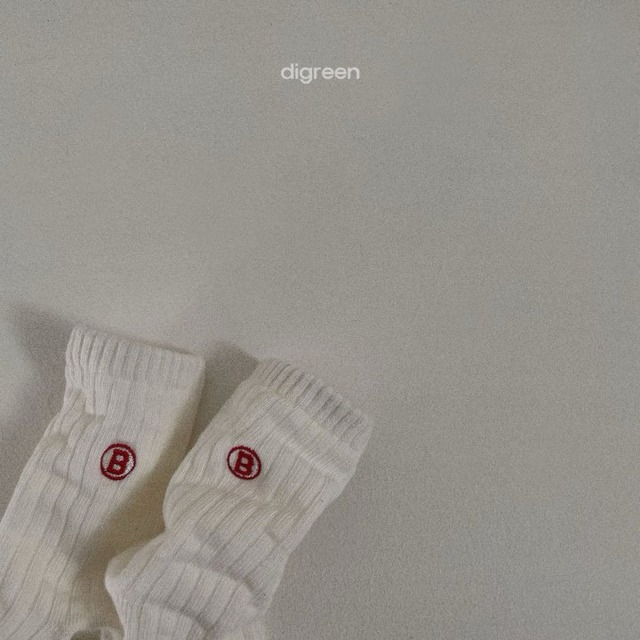 digreen25wn_Butter Socks