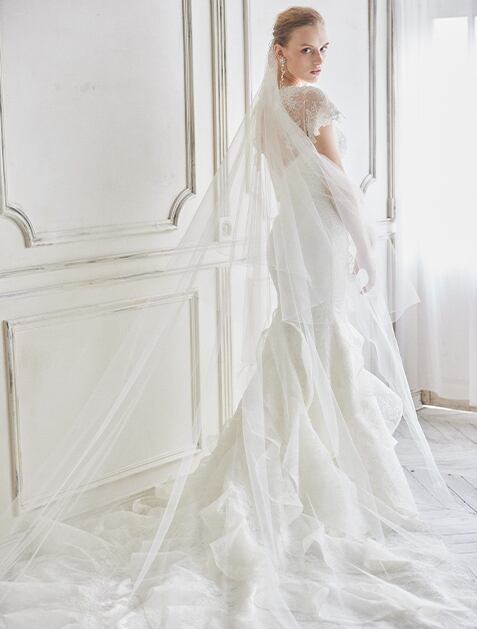 年内のみ値下げウェディングドレス 取り外しトーン 取り外し袖付