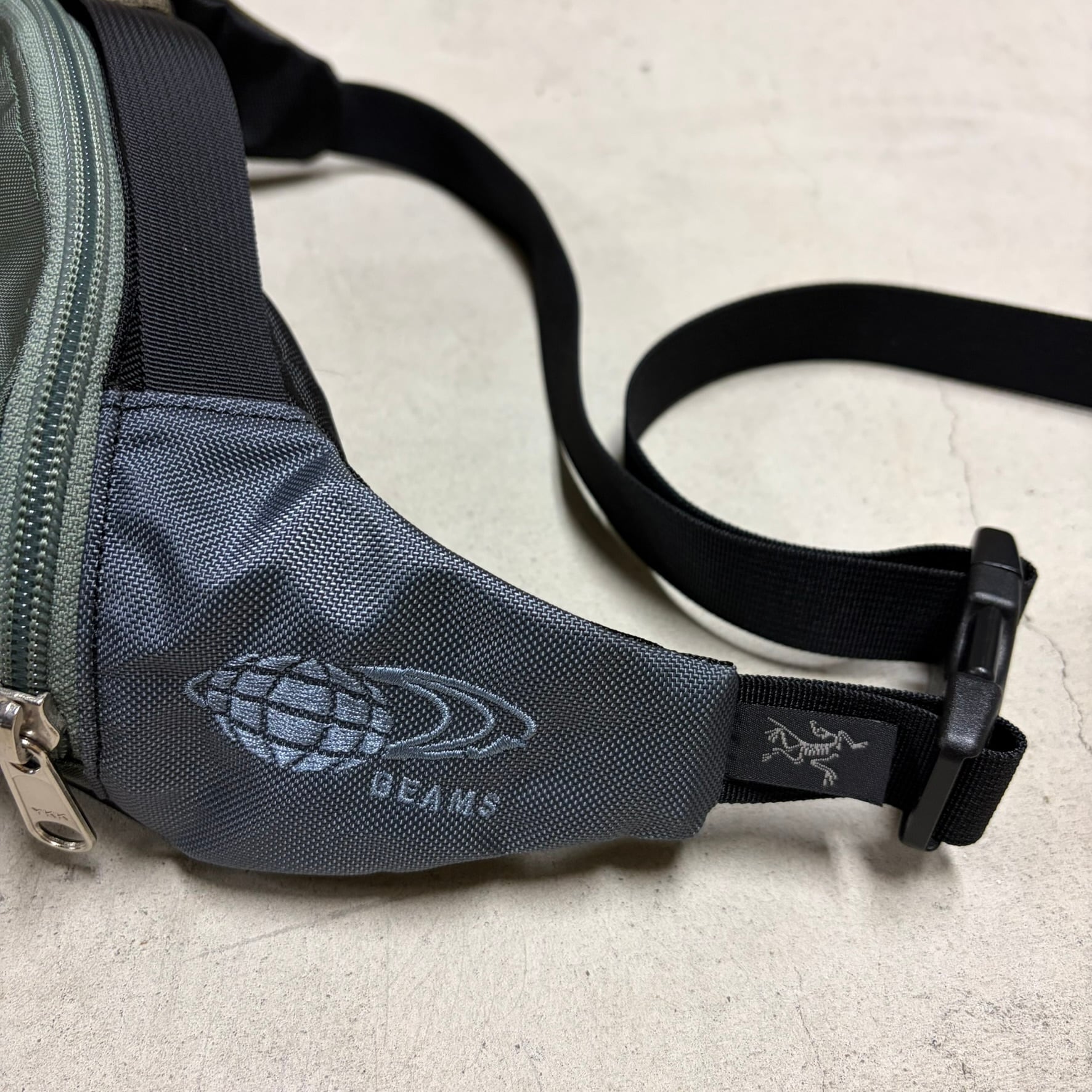 ARC' TERYX × BEAMS URBAN FANNY | safarionline