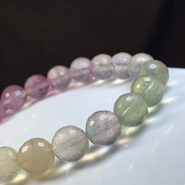 2.グラデーション☆カットフローライト ブレスレット