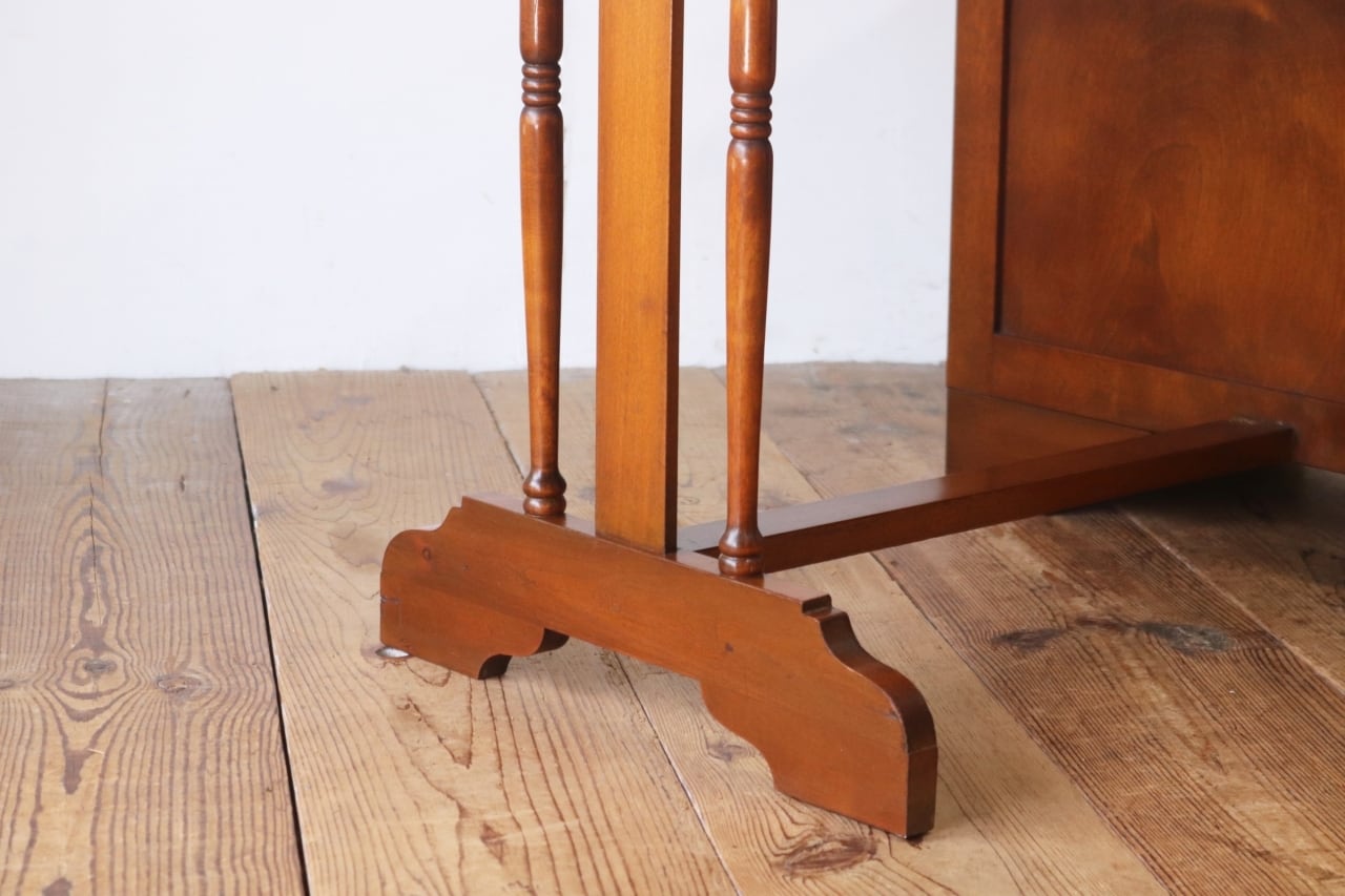 昭和レトロ アンティーク片袖机 5引き出し　木製　古い家具 レトロ 片袖デスク 机 書斎 作業台 引き出し 抽斗 5杯 木製 古道具