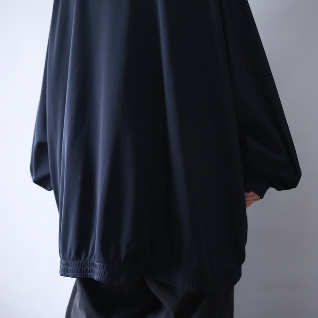 "Reebok" piping line design over silhouette track jacket