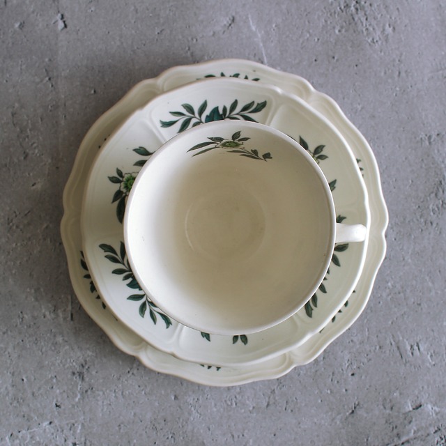 ［WEDGWOOD］グリーンリーフのトリオセット