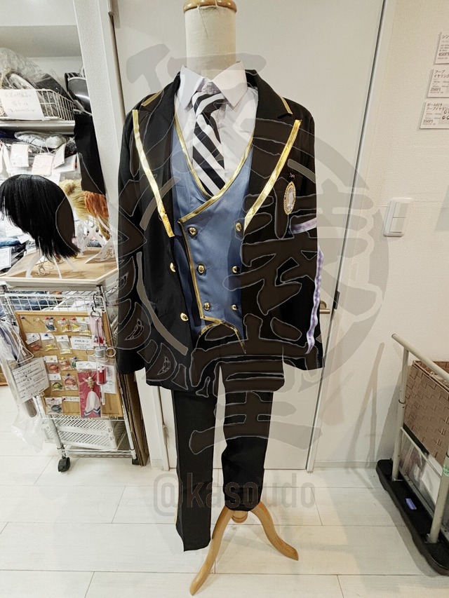 ツイステッドワンダーランド　NRC　制服　ジェイド・リーチ　風衣装