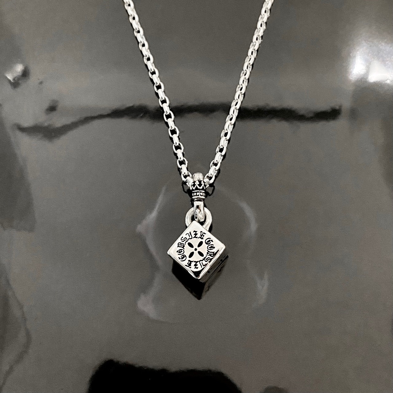DICE : CROSS NECKLACE / クロスダイスネックレス