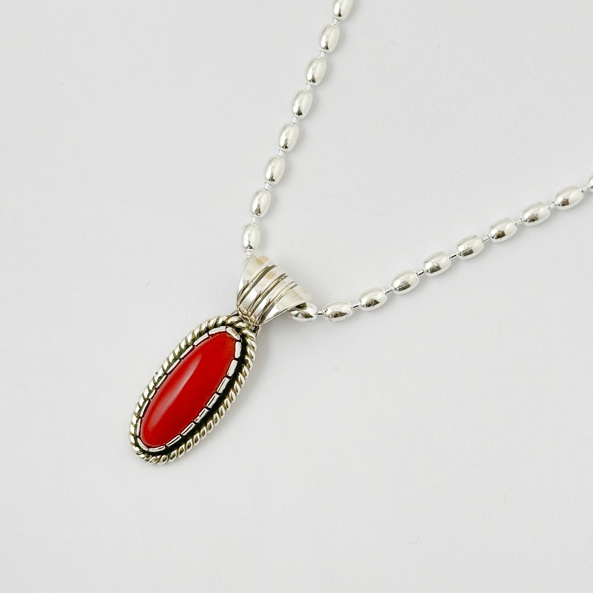 Indian Jewelry】レッド コーラル オーバル ペンダント ネックレス 