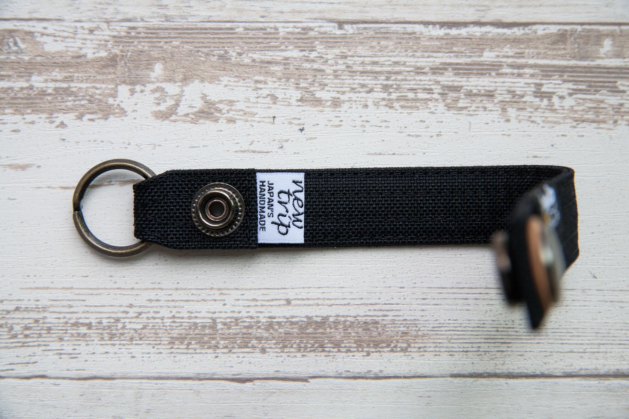chocotto STRAP Nano＜BLACK＞ | new trip
