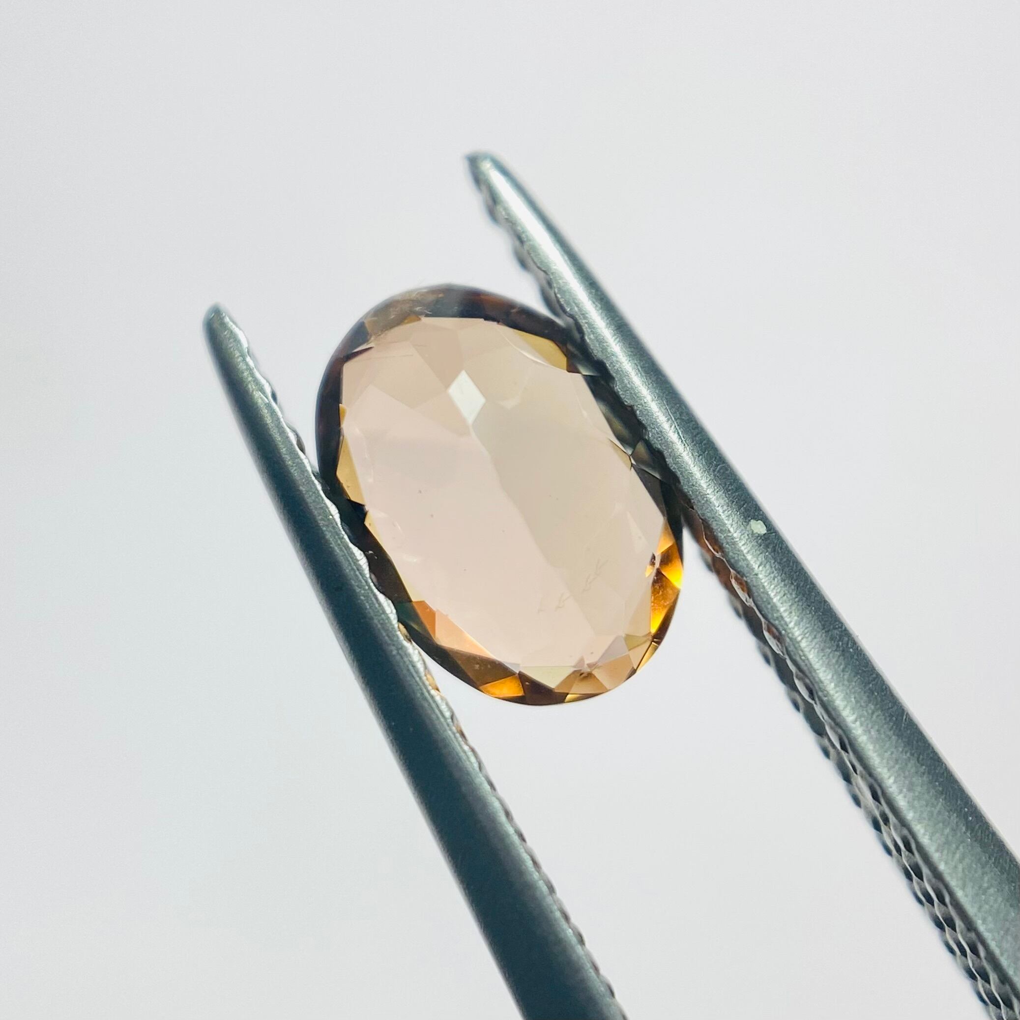 秋色　アンダリューサイト