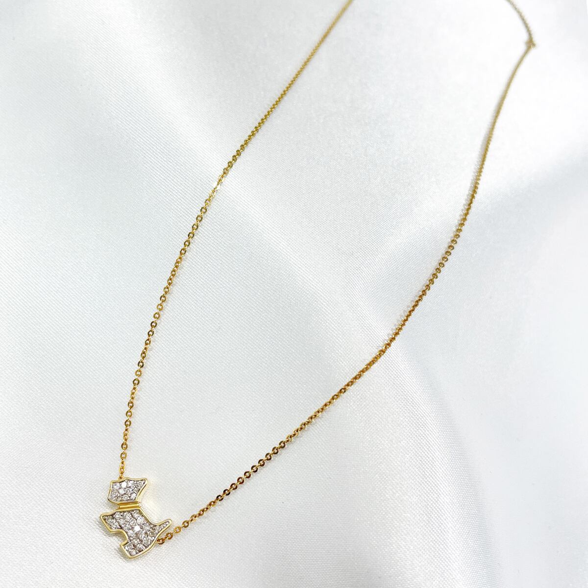 AGATHA PARIS 】K18 天然ダイヤモンド 犬モチーフ ネックレス 