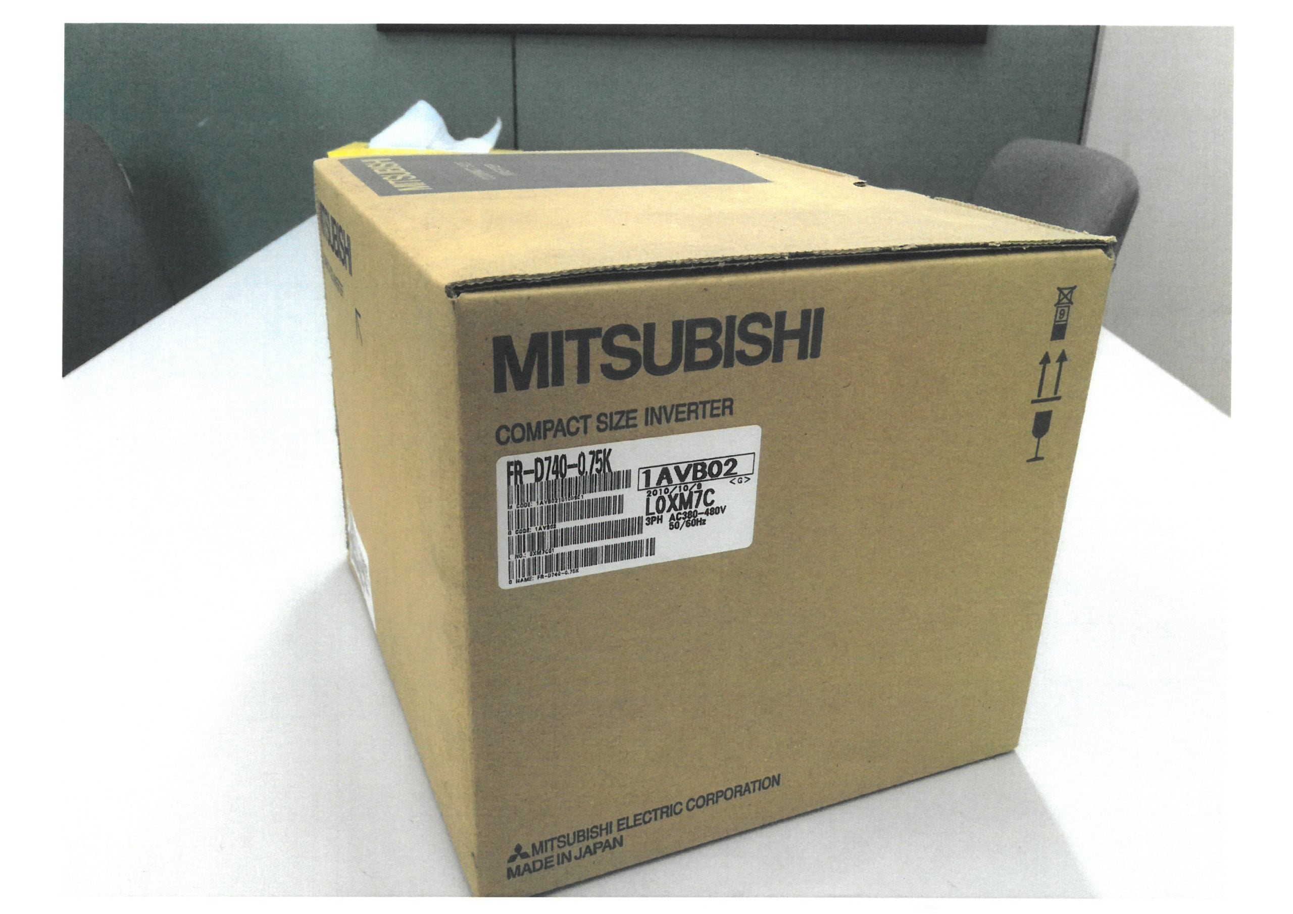 三菱 標準品】インバータ FR-D740-0.75K | kobayashicom 三菱 標準品】インバータ FR-D740-0.75K | kobayashicom