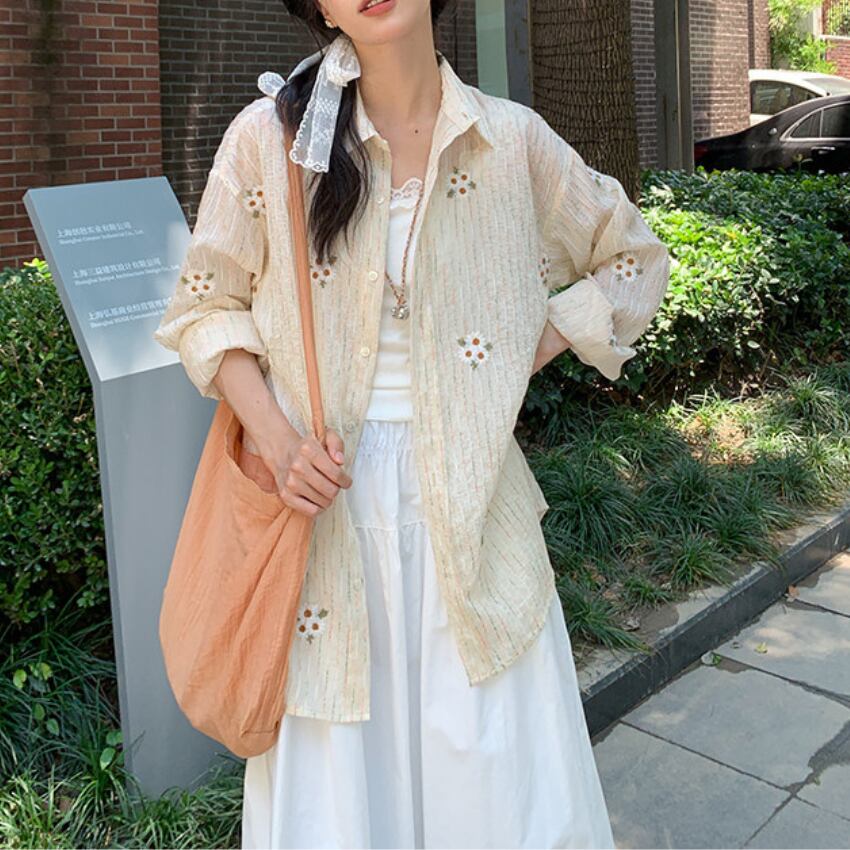 floral embroidered shirt　J00480