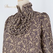 フラメンコ 衣装 トップス ブラウス 茶色 襟 フリル 高級感 長袖 薄い 軽い ダンス パーティ 発表会 おしゃれ ブラウン系 ブラック系 フェミニン かわいい カジュアル 装飾 レディース