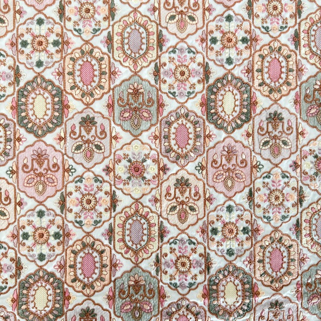 インド刺繍生地　フェアリードリーム ブラウン　7102