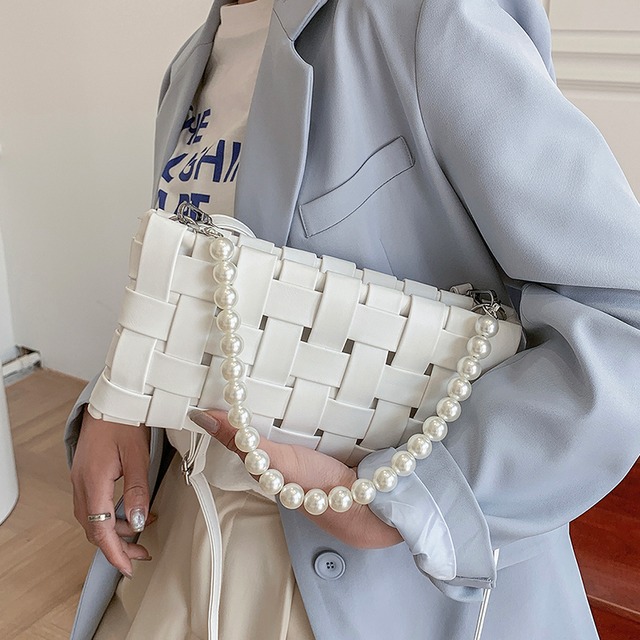 サマーレッドパールチェーン スタイル 夏物 真珠 スクウェア メッセンジャーバッグ Tiancai_Wing_Bag72343430170