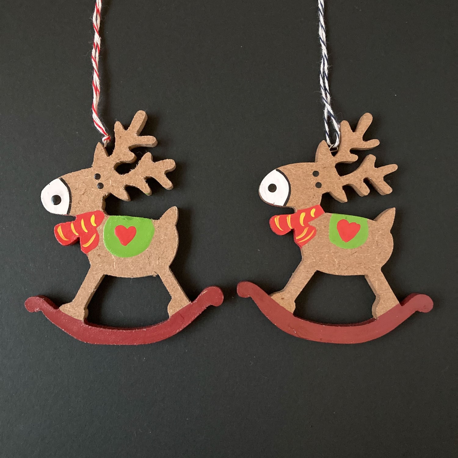 クリスマスオーナメント トナカイ 新色追加〉オーナメント トナカイの木馬 | Dua-アクセサリーパーツショップ