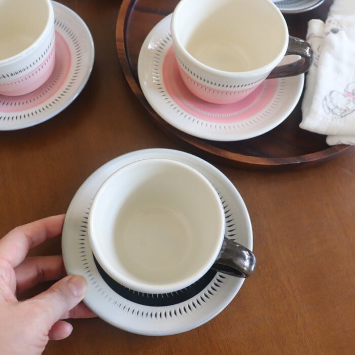 新品未使用　小石原焼　カップ　カップ皿2セット 小石原焼 蔵人窯 色カップ＆ソーサー Koishiwara-yaki Colored cup and