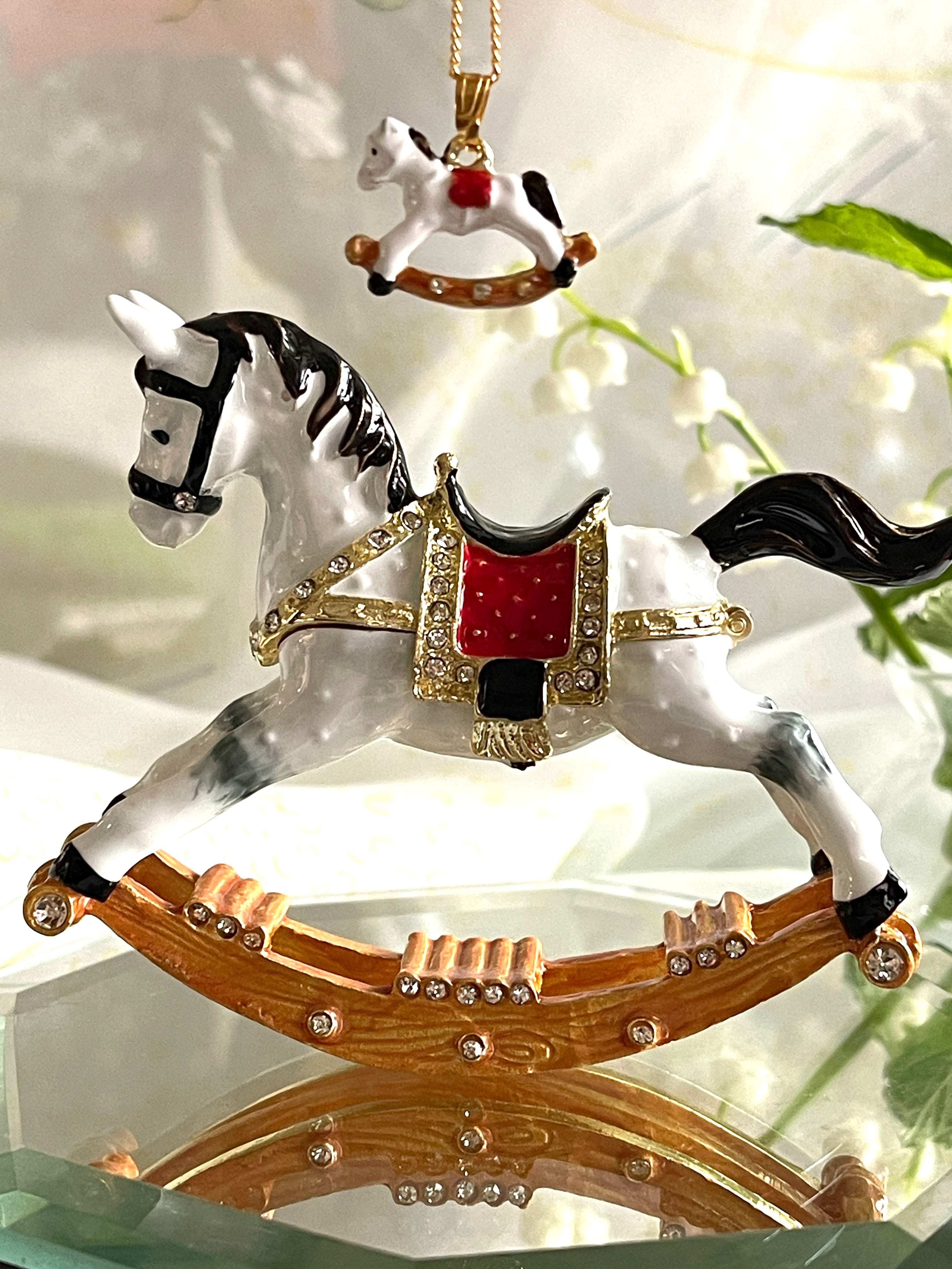 ヴィンテージファッションボックス ホワイトエナメル Zi-alloy メタル