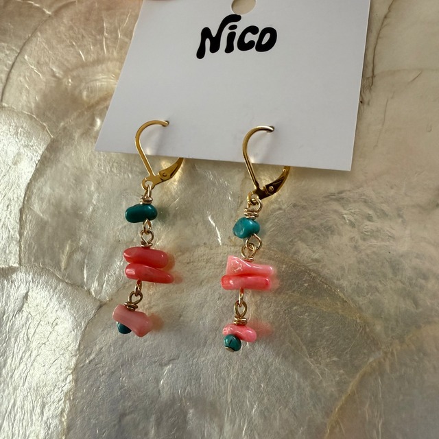NC26115【ｻｰｼﾞｶﾙｽﾃﾝﾚｽ：ｺﾞｰﾙﾄﾞ】nicoピアス