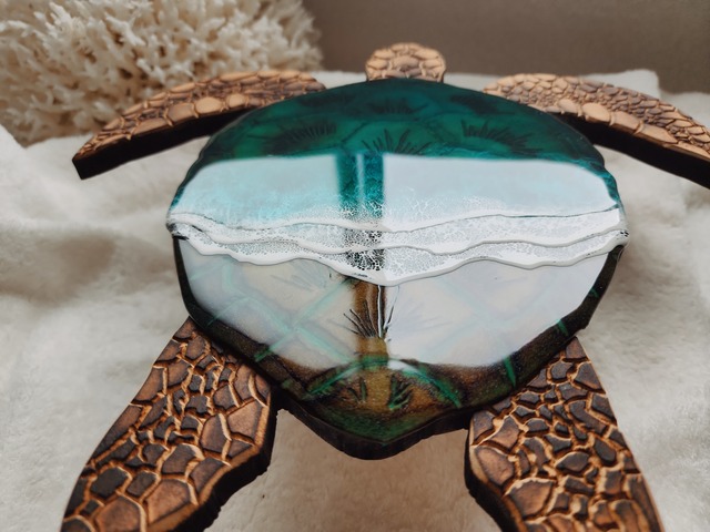 413.オーシャンレジンアート ホヌ型パネル