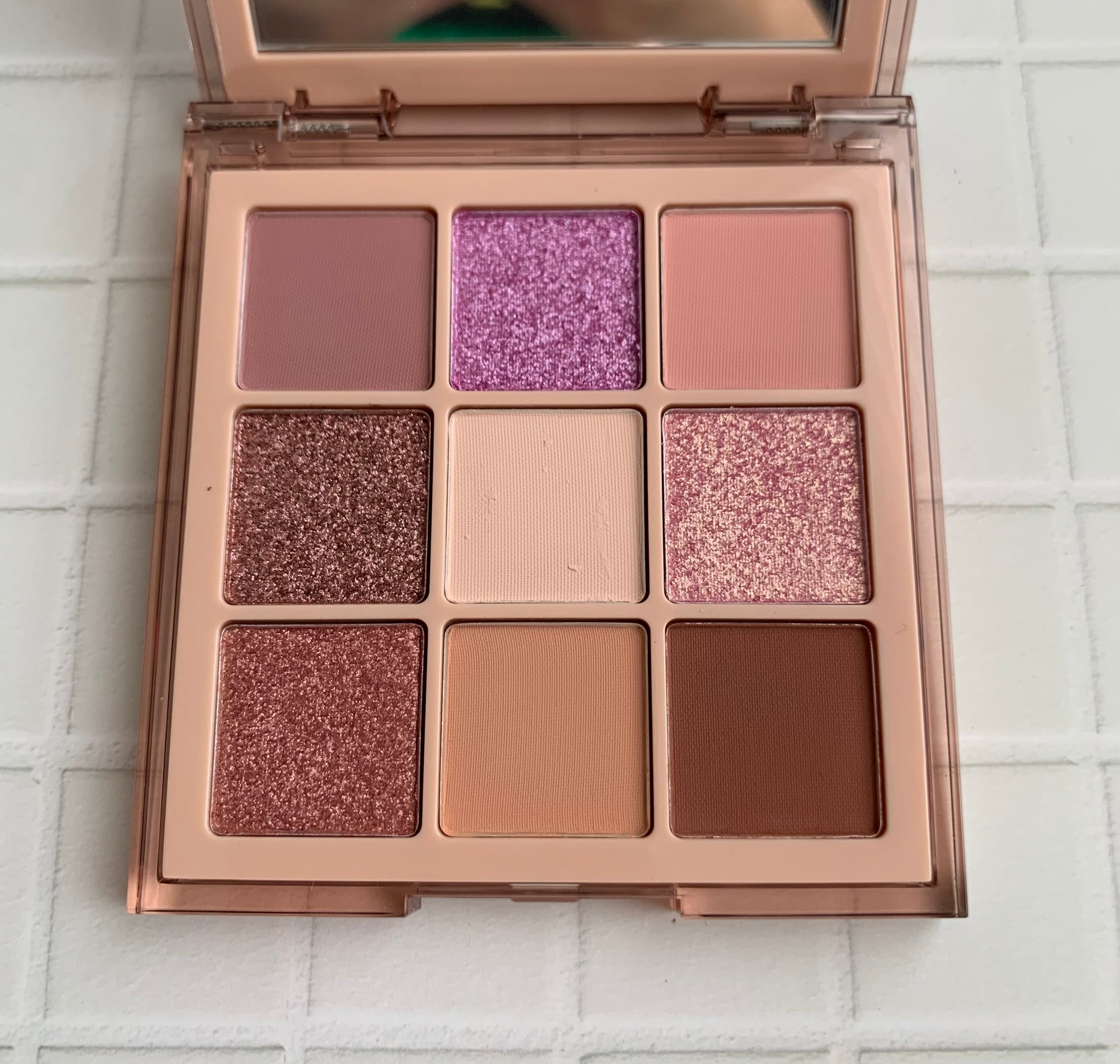 Huda Beauty フーダビューティ フダビューティアイシャドウ Huda Beauty フーダビューティ フダビューティアイシャドウ
