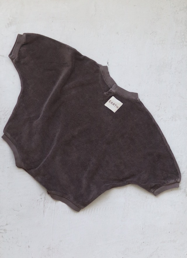 EARTH sweatsuit