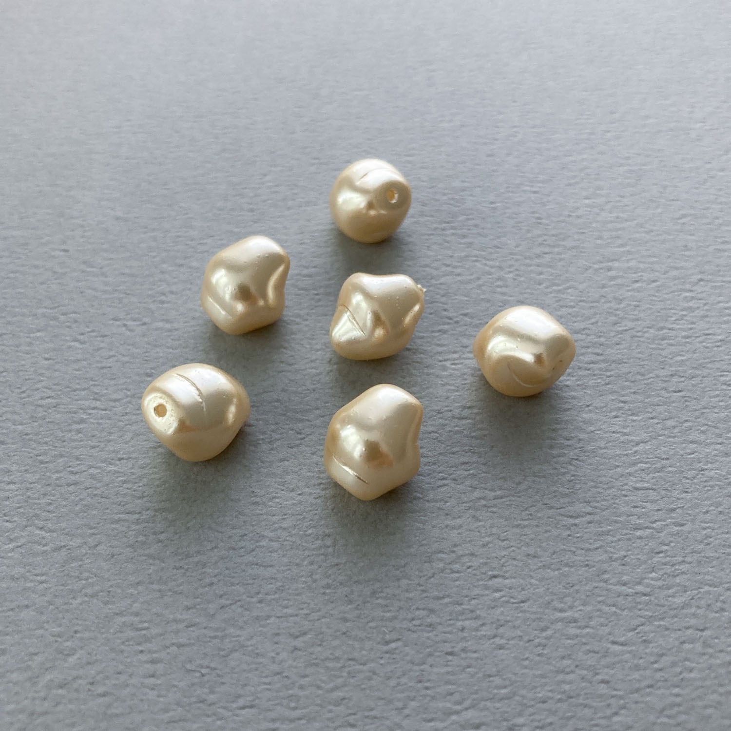 再入荷〉チェコいびつパール風ガラスビーズS（11mm） | Dua
