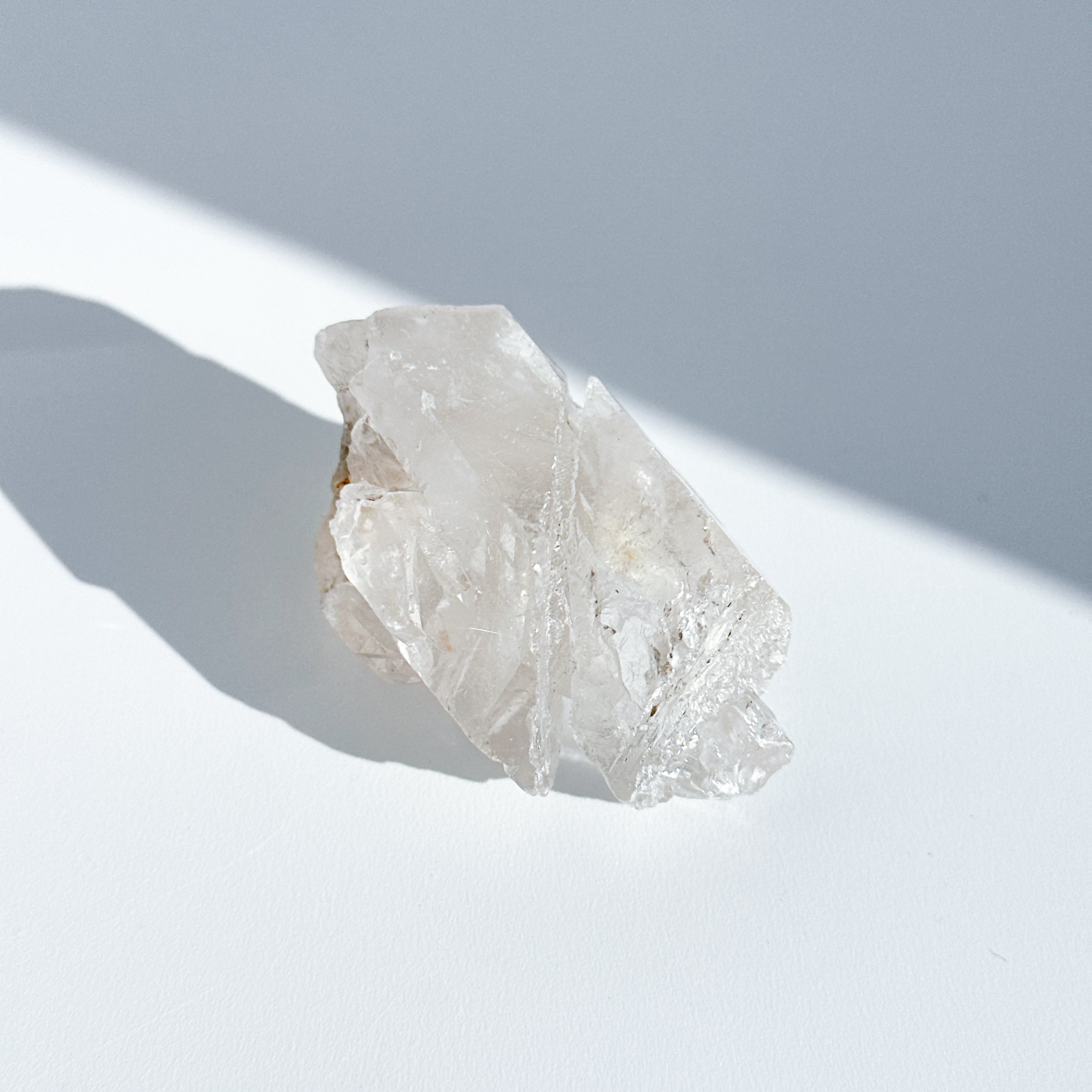 ミナスジェライス産干渉水晶(インターフェレンスクォーツ) 原石03