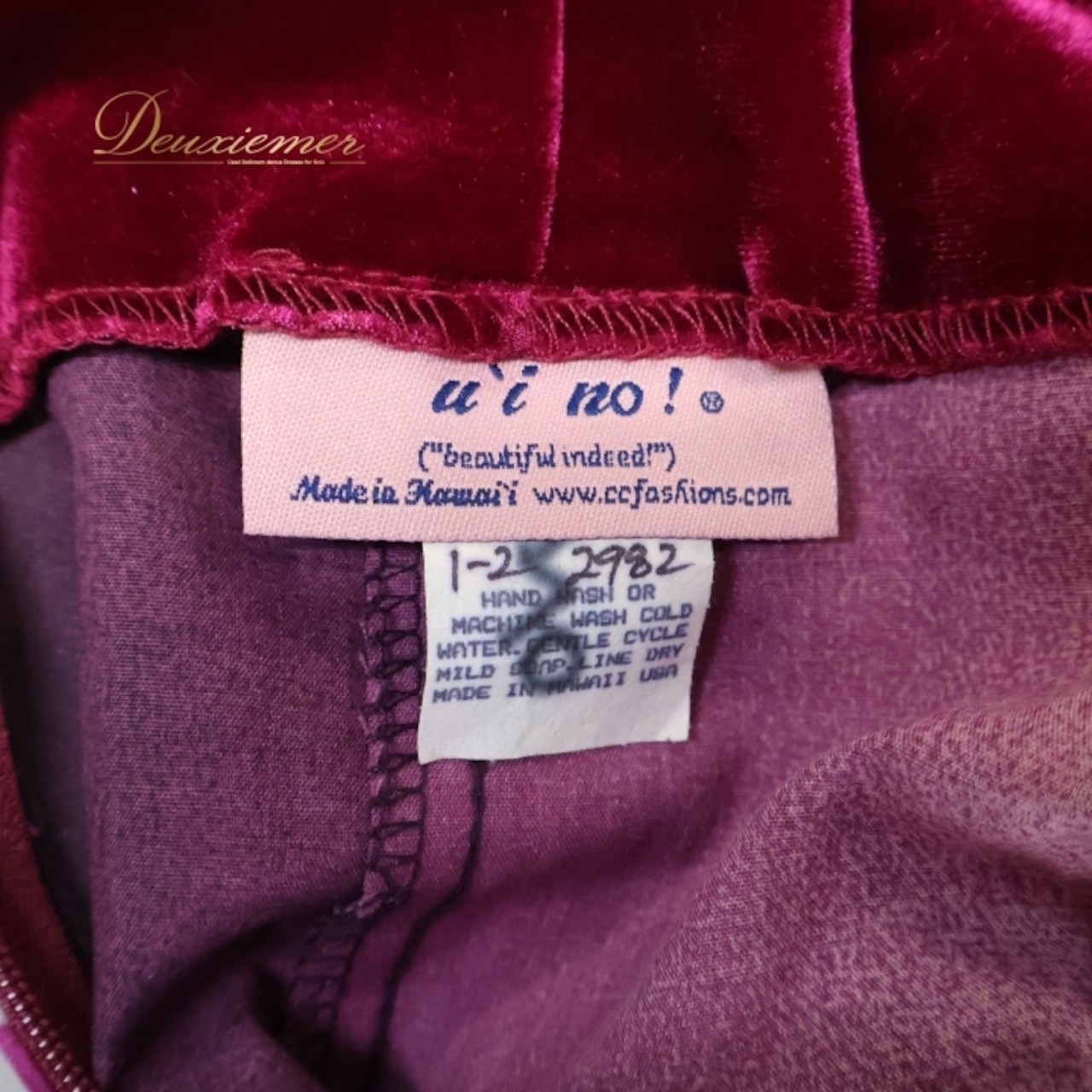 フラダンス 衣装 ワンピース ドレス u'ino! ハワイ製 パープル系 ベロア ノースリーブ 花柄 異素材 かわいい 華やか 鮮やか 明るい 上品 きれい 紫 白 ピンク ハワイアン アロハ ハワイアンプリント フラ ダンス レッスン 練習 エレガント