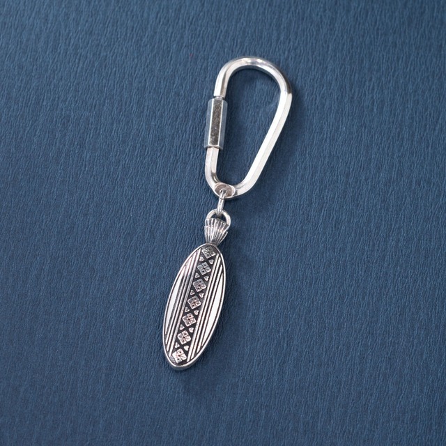 SV925 Oval Kenjo(献上)燻し仕上げ リバーシブルKeyRing