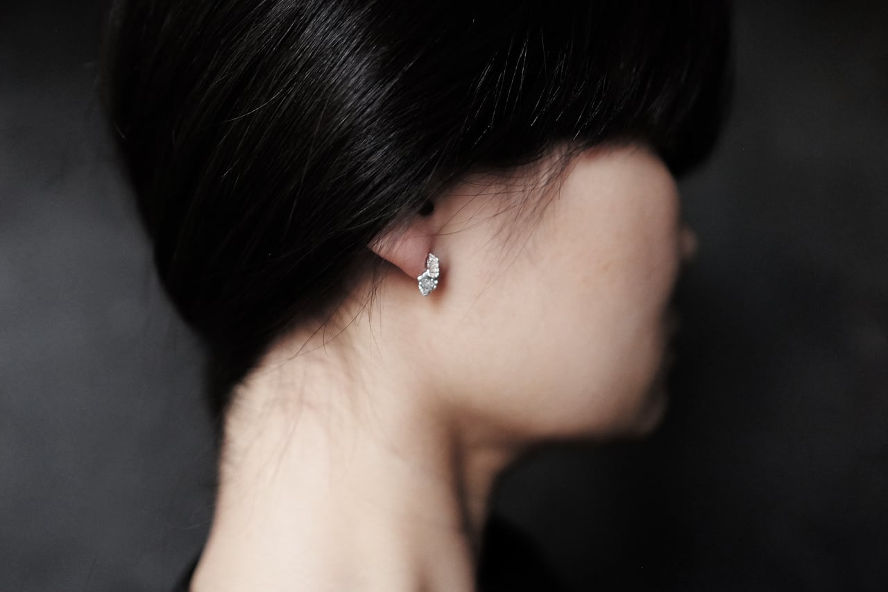 小さな落ち葉のピアス（silver） | SUNn・寸