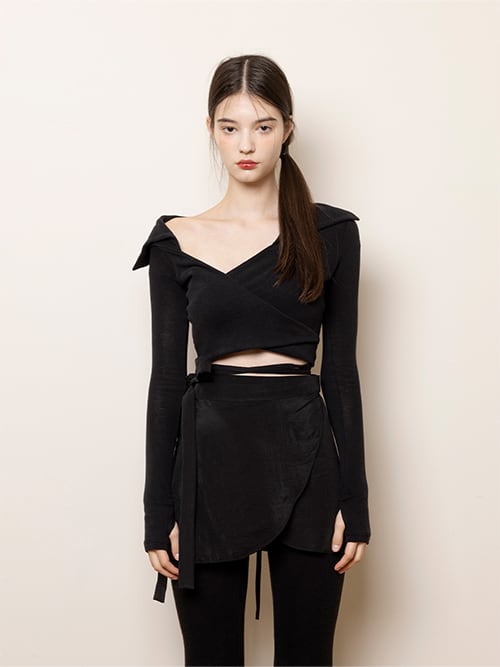 〖とうふ様〗 not your rose Jenny wrap tshirt NOT YOUR ROSE] Jenny wrap tshirt (Black) | もごつ