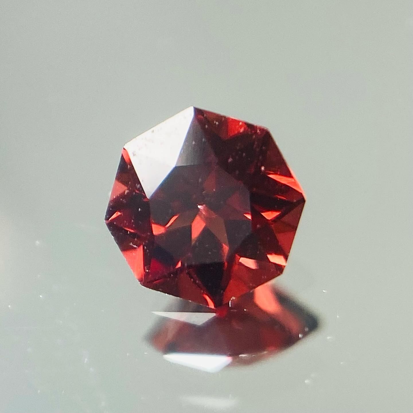 Yさま専用　レッドスピネル×2