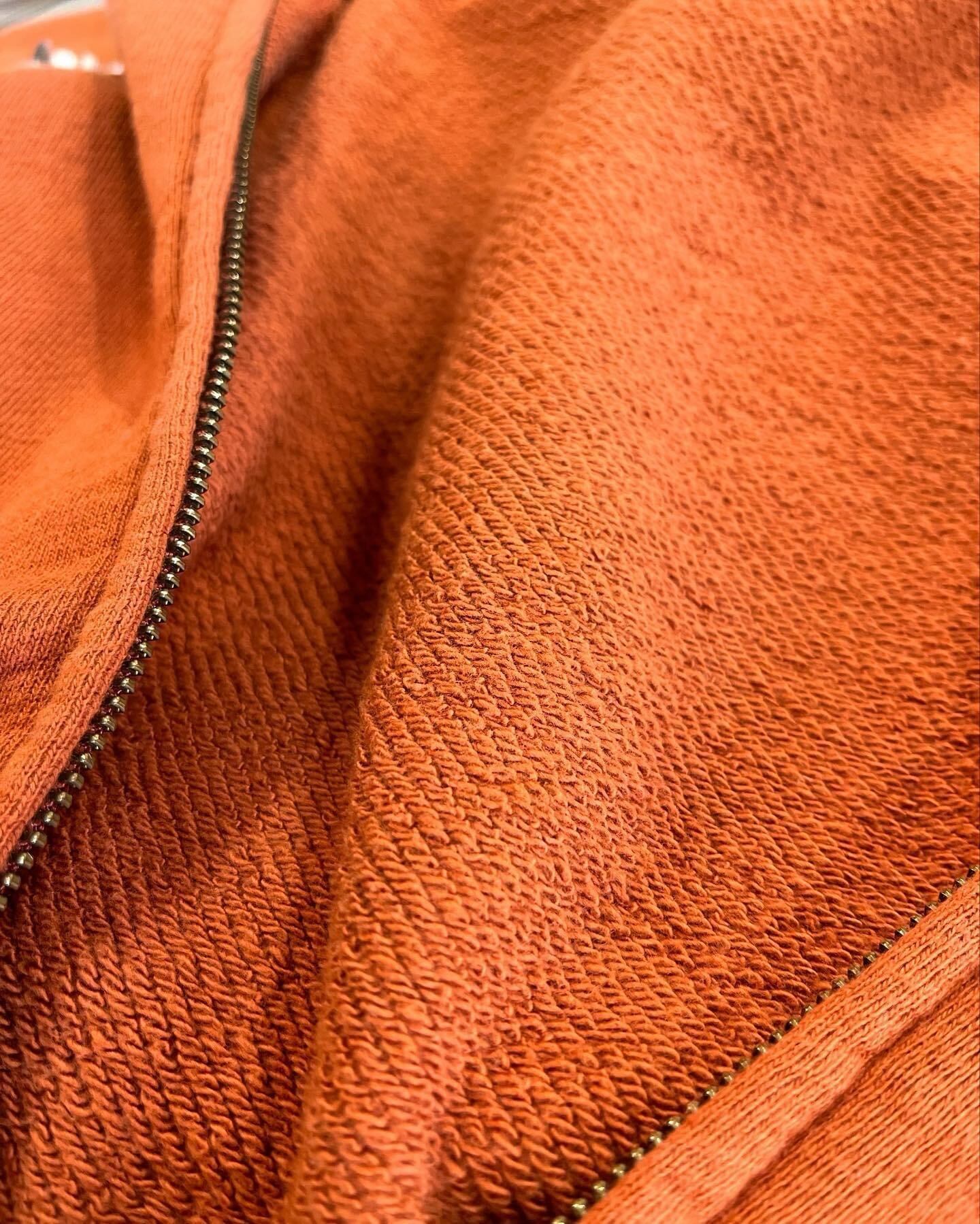 吊り編みクラシック裏毛 Lu Pu Fuオーガニック綿 ZIPUPパーカー