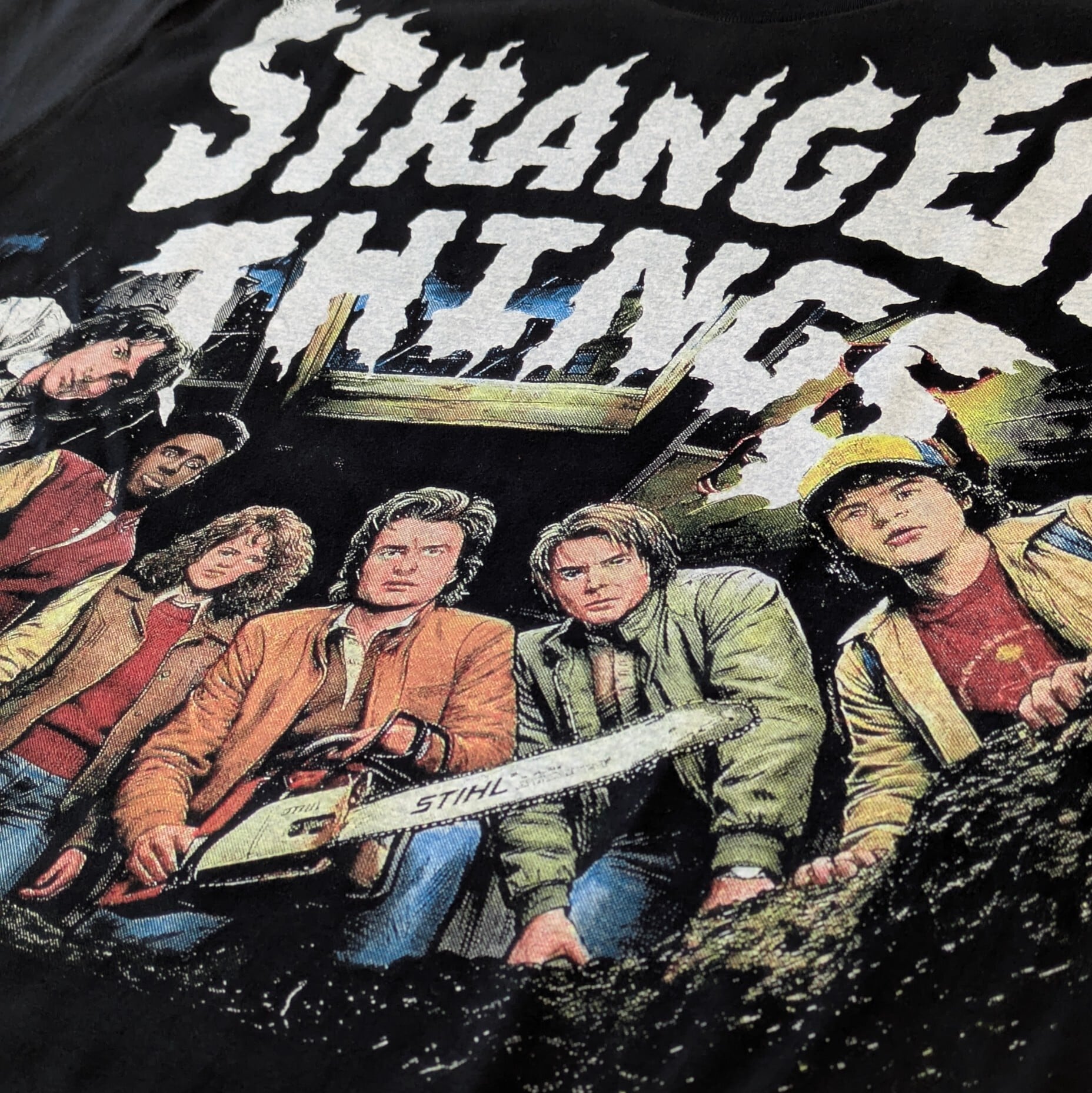 【 Stranger Things / ストレンジャーシングス  】『 One Last Strange Adventure 』 Tシャツ〚アメリカン雑貨 アメトイ〛
