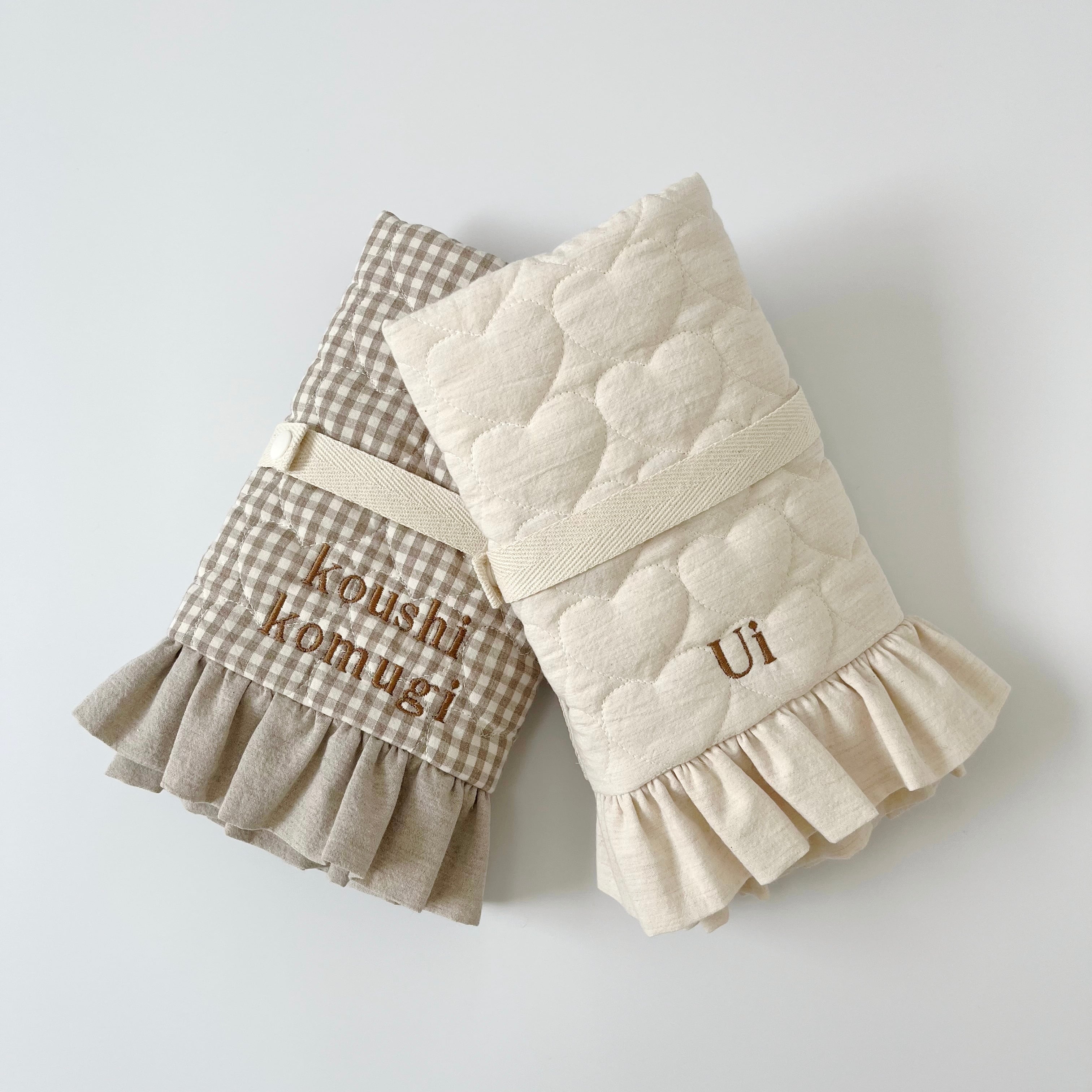 お名前刺繍対応] Mサイズ ハートキルティングカフェマット | warm