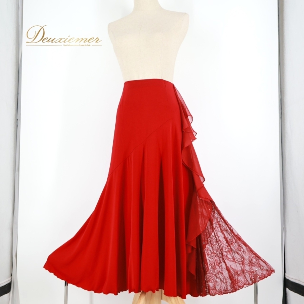 社交ダンス 衣装 スカート レッド系 チャコット Chacott 赤 レース レッスン 練習 ラインストーン フリル 上品 ストレッチ 伸縮 華やか かわいい ダンス衣装 スタンダード