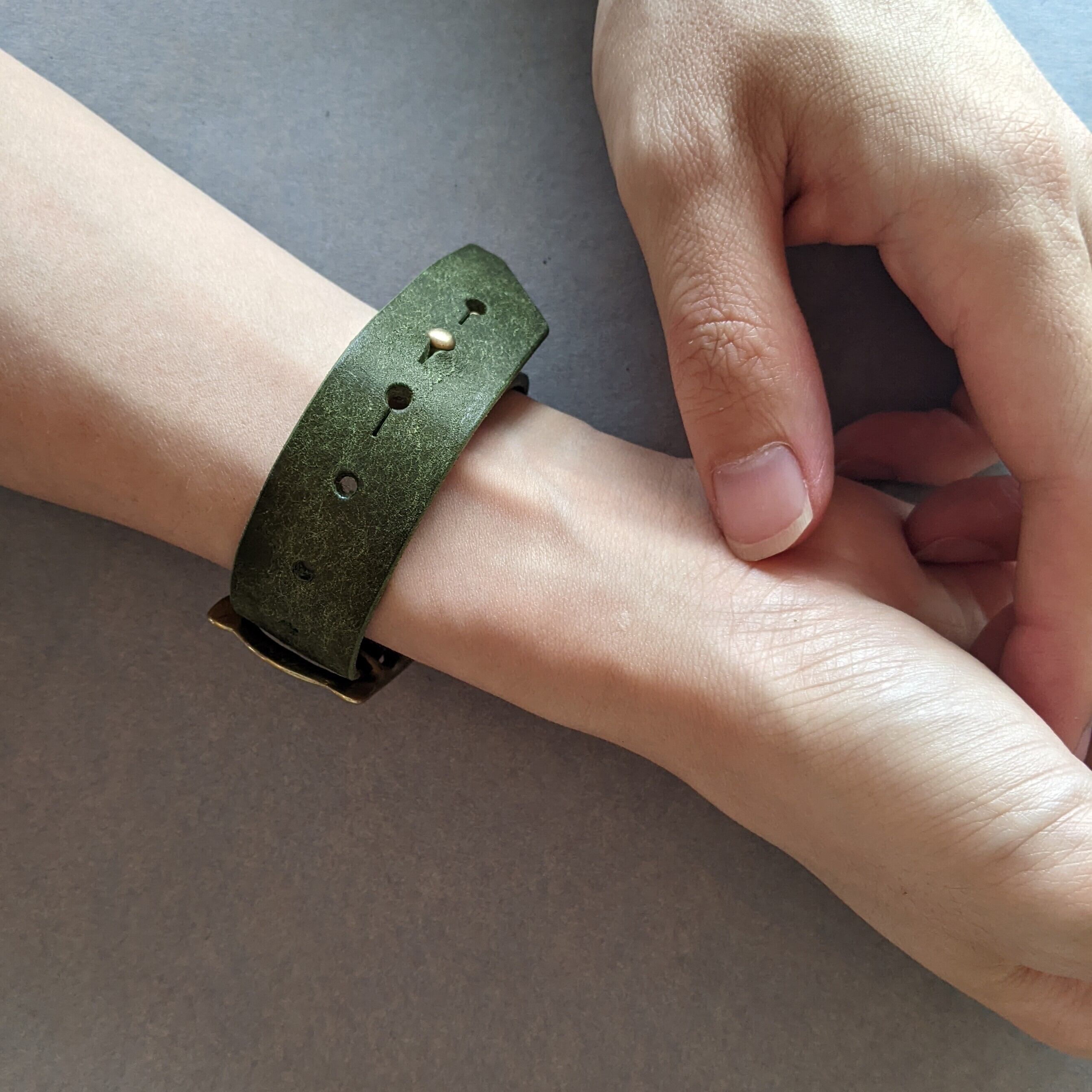 Saranam サラナン マリオ Bracelet ブレスレット Green 服と雑貨ume 大阪市北区中津 セレクトショップ