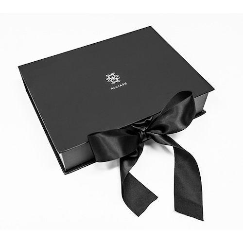 GIFT BOX