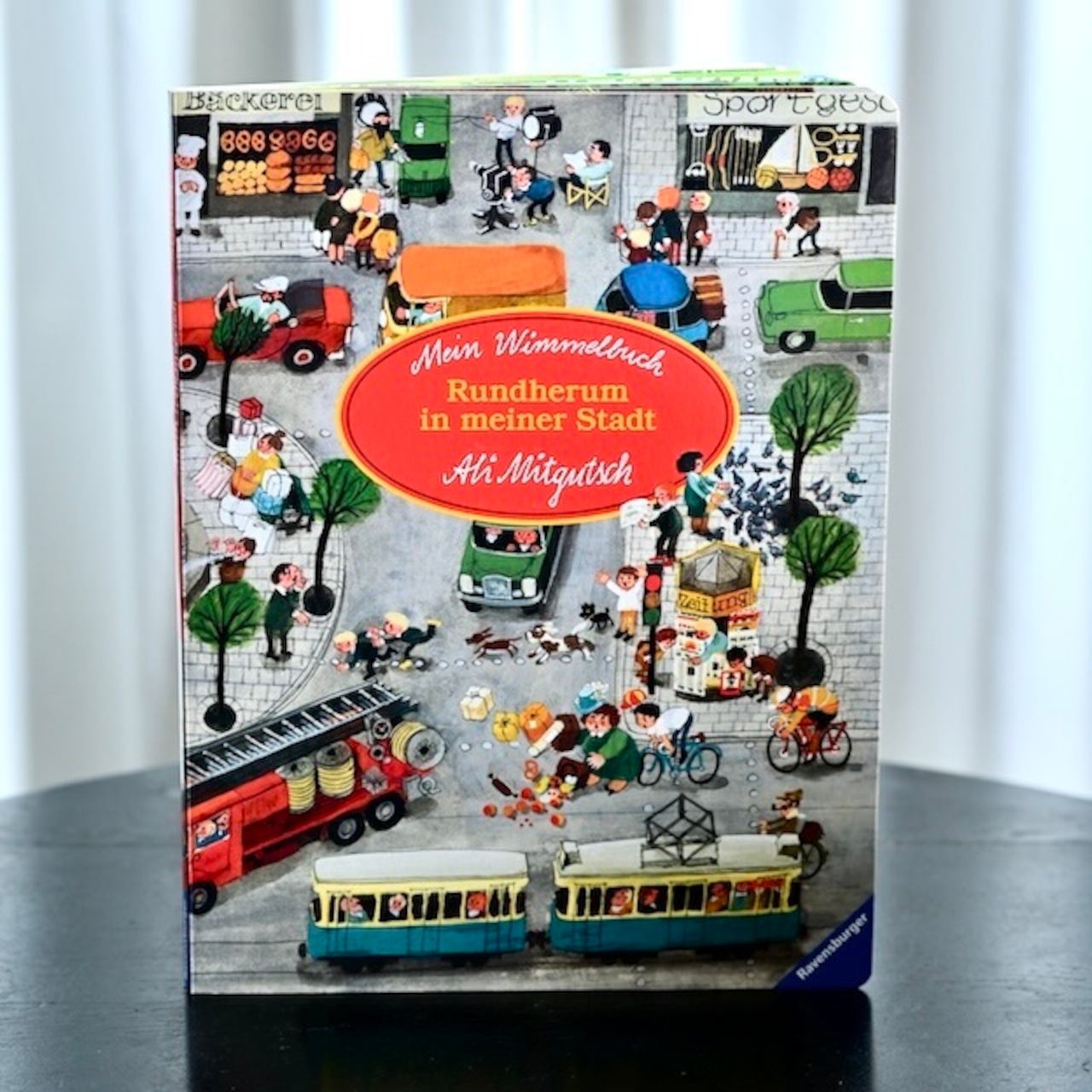 ミットグッチの絵本 文字のない絵本 【Stadt1 街】E22-2f