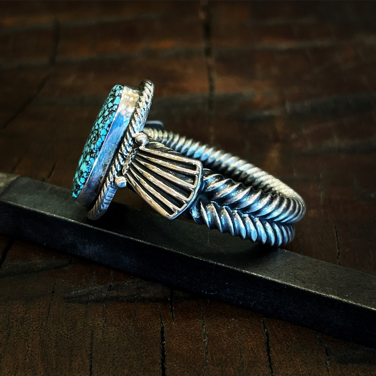 ドノバンキャドマン(DonovanCadman)ブラックウェブキングマンツイストワイヤーリング 19号 - 2