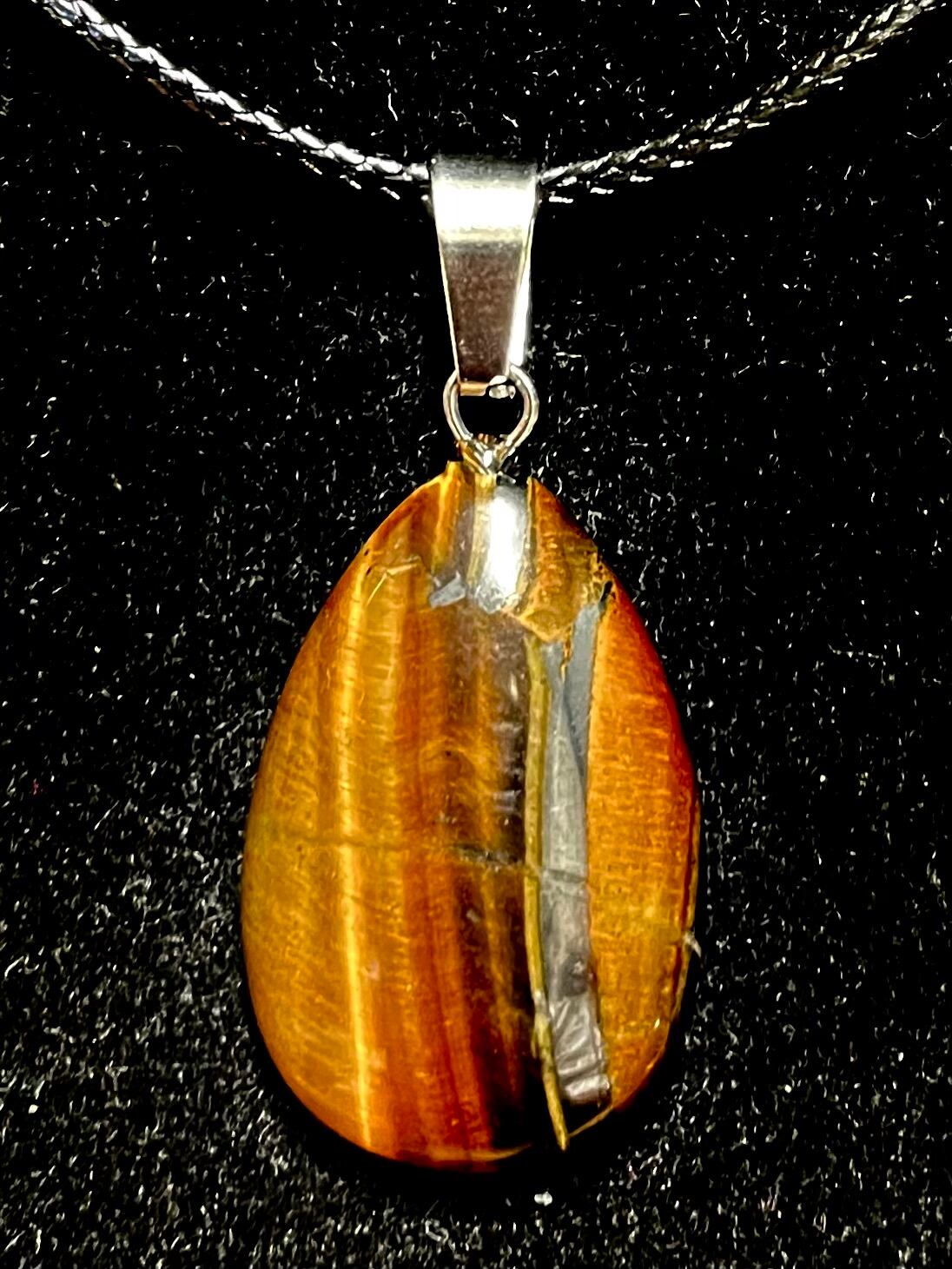 4) 勇気!「タイガー・アイ」ドロップ型PT