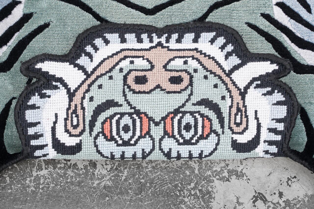 Tibetan Tiger Rug 《Sサイズ•シルク・オリジナル2・フォレスト