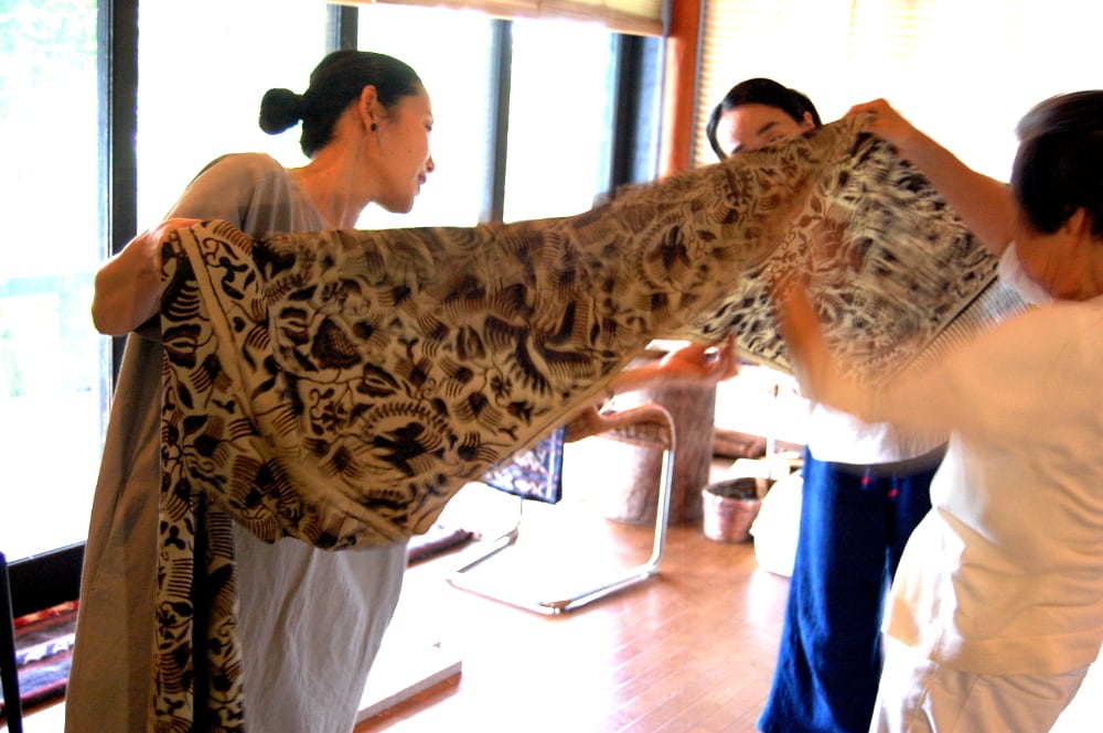 バリ島】手染めシルクのサロン【ヴィンテージ】 | dish up Hamanako