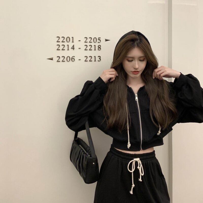 セーター スリムジッパーカーディガンジャケット スプリングショートブラックフードトップス 春物 ブラックストロベリース73178329968