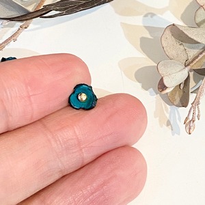 【アウトレット3D立体レザーフラワー】ビオラSS  ピン付き (ブルー）8個入