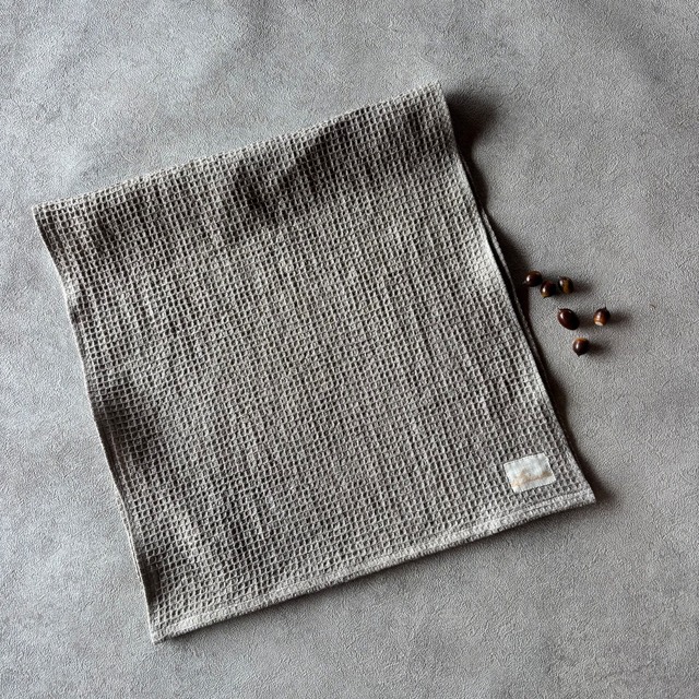 どんぐり染リネンワッフルタオル リネン100% color : 白鼠 [アイスグレー]