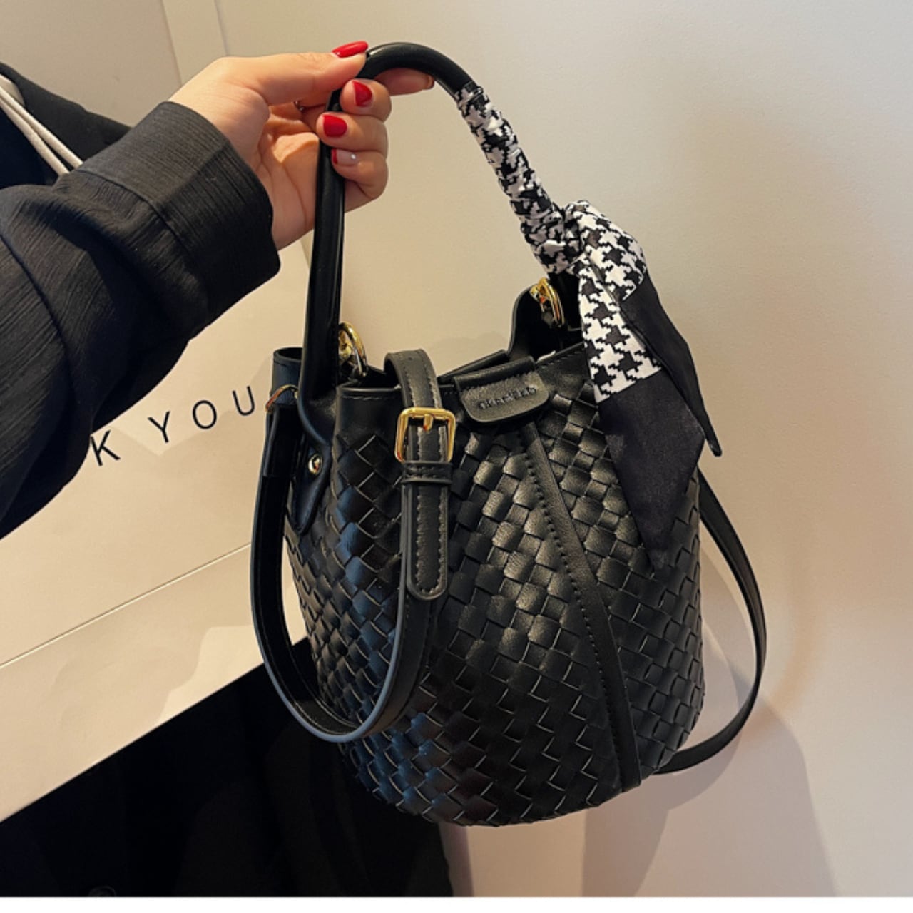 bucket shoulder 2WAY bag L00640