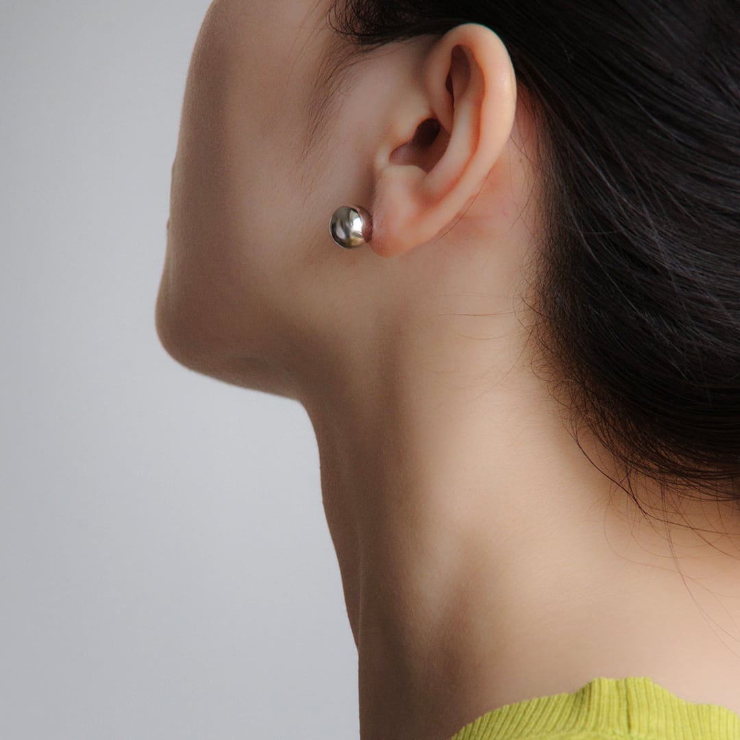 プラチナ！ 甲丸 スナップピアス ！ 2×10mm プラチナ！ 甲丸 スナップピアス ！ 2×10mm