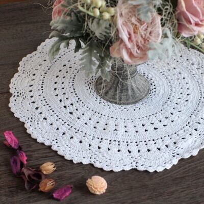 花瓶敷 手編みレースドイリー 37cm コットン100％ ホワイト スター