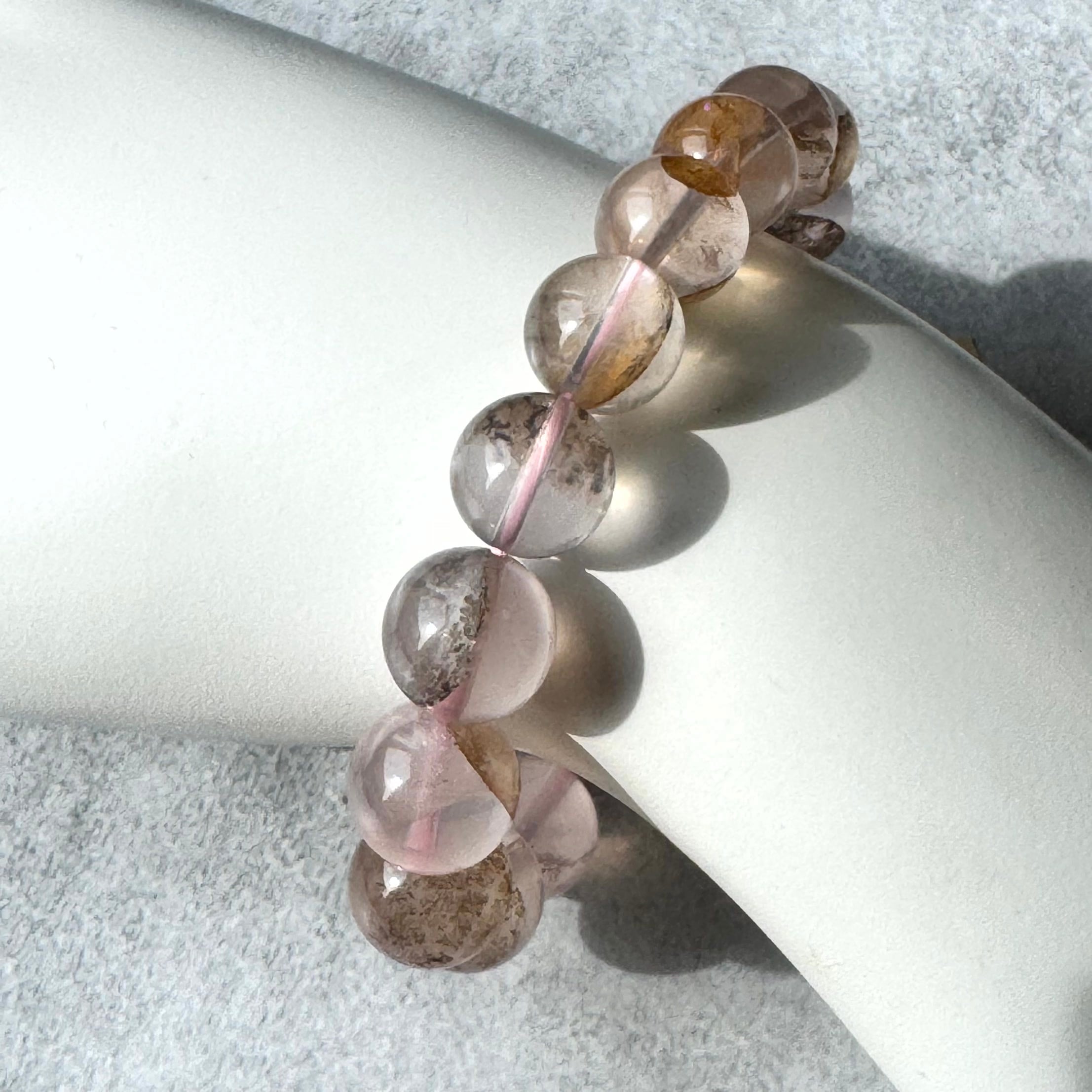 柔らかなデンドリティックローズクォーツブレスレット12.5ミリ